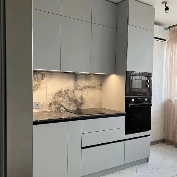 Backsplash wrapping featuring a gray marble pattern.